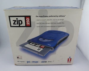 Iomega Zip 250 Napęd zewnętrzny USB z oryginalnym pudełkiem NIEPRZETESTOWANY - Zdjęcie 1 z 11