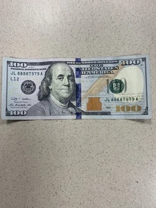 100 Dollar Bill, Fancy Serial Number, 4 Of A Kind “8’s” And 79-79 Series 2009 - Picture 1 of 8