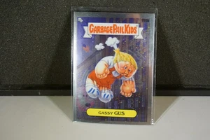 P - 2022 Topps Company Garbage Pail Kids Gassy GUS #199b (#2986) - Bild 1 von 2