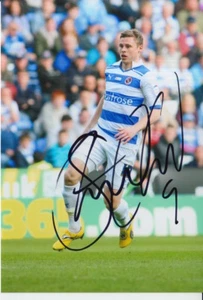 FOTO DE LECTURA FIRMADA A MANO IGLESIA SIMON 6X4. - Imagen 1 de 1