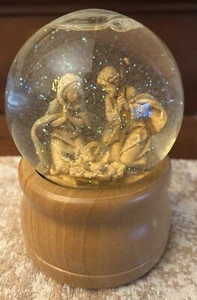 Vintage Fontanini Glitterdome 1989 Musical Wind Up Snowglobe Roman Inc WORKS - Picture 1 of 6