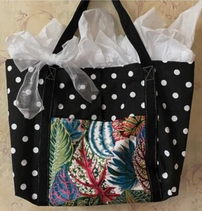 Tea Towel Tote Bag Pattern by Cut Loose Press - Picture 1 of 1