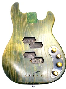 Vintage Schecter USA 4-String Electric Bass Guitar Solid Body Green - Picture 1 of 11