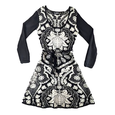 Vestido Pullover Desigual x Christian Lacroix Para Mujer Talla Mediana Brillante Foto 1 de 4