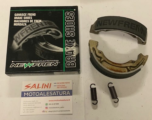 Pompe à Eau De Mer à Manivelle - Compatible Volvo Penta OMC (21212799, 3852519, 21212794) - Garantie 1 An