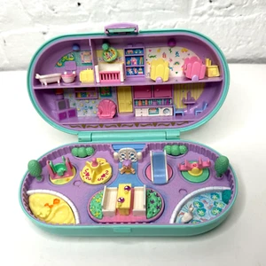 Polly Pocket Stampin Kinderzimmer Spielplatz Baby Stempel Vintage 1992 Bluebird Spielzeug Spielset - Bild 1 von 4