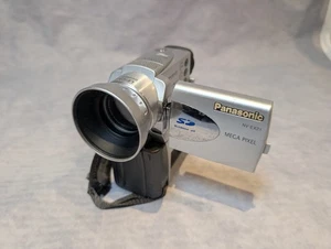 PANASONIC NV-EX21 VIDEO UNIT EX21VB CAMCORDER MINI DV DIGITAL VIDEO Untested - Picture 1 of 9