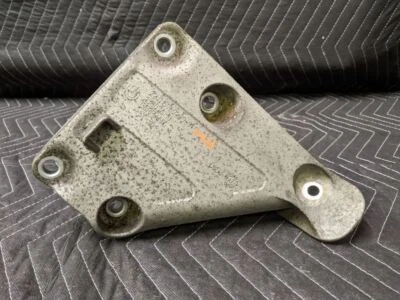 Soporte de motor izquierdo bmw e60/e61 serie 5 22116769279 Foto 1 de 4