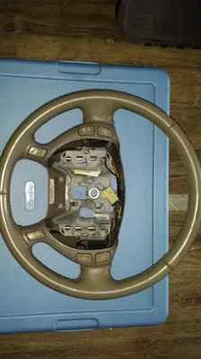 CADILLAC SEVILLE 1999 2000 2001 2002 2003 2004  DRIVER WHEEL SWITCHES - Image 1 of 2