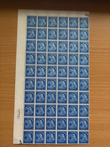 GB Guernsey 1967 4d Ultramarine Block of 60 SG8p MNH stamps - Picture 1 of 2