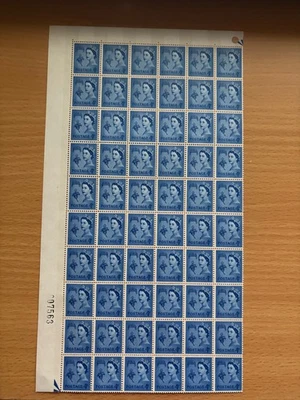 GB Guernsey 1967 4d Ultramarine Block of 60 SG8p MNH stamps - Image 1 of 2