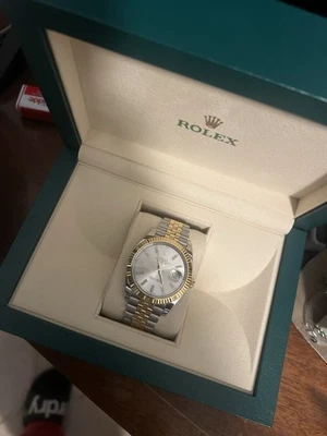 Rolex Datejust 126333 Pulsera Jubileo Oro y Plata con Bisel de Oro 41MM Foto 1 de 4