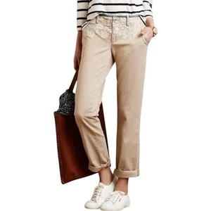 Pantalones chinos Anthropologie Pilcro the Letterpress Hyphen bordados beige talla 27 - Imagen 1 de 10