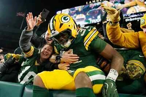 Green Bay Packers & Detroit Lions Section-110, 2 tickets, 9 rows up from field ! - Picture 1 of 1