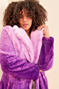 NEU ANTHROPOLOGIE Nuuly X Unreal Fur Melting Moment Faux FUR COAT OMBRE PURPLE M - Bild 1 von 9