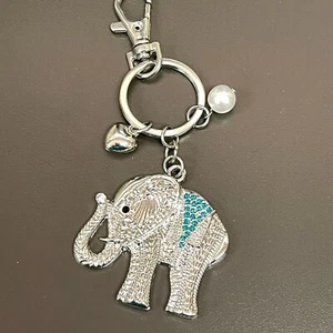Silver-tone Elephant Blue Rhinestones Keychain Faux Pearl Heart Women's Fashion - Picture 1 of 5