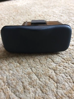 Cenicero trasero Dodge Caravan 2001 tercera fila para monedas azul lado del conductor/pasajero OEM, Foto 1 de 4