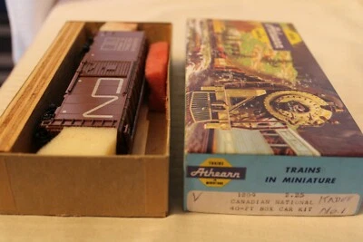 HO Scale Athearn 40' Box Car, Canadian National, Brown, #486520 Built ** - Image 1 of 3
