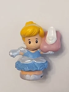 Fisher Price Little People Disney Principessa Cenerentola Figura Ciabatta Scarpa Cuscino - Foto 1 di 11