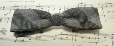 Vintage Superba 1950s Rockabilly Men's Clip On Bow Tie  4 3/4" x 3/8" Grey/Brown - Image 1 of 2