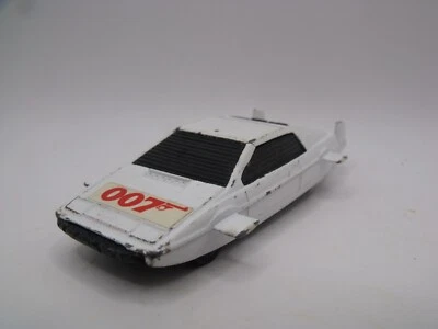 Ma1 - CORGI JUNIORS - LOTUS ESPRIT JAMES BOND 007 - Photo 1/4