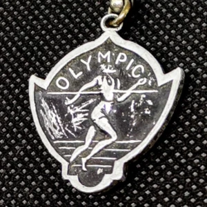 Olympic Commemorative KeyChain Vintage - Picture 1 of 6