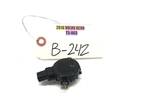 2016-2022 VOLVO XC90 FRONT WINDSHIELD MOUNTED RAIN SENSOR MODULE OEM - Picture 1 of 6