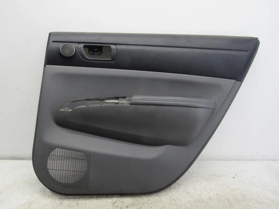 2006 2009 Toyota Prius Right passenger rear back door interior trim panel cover Foto 1 de 4