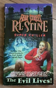 The Evil Lives! Fear Street Cheerleaders Super Chiller book RL Stine 1st Edition - Imagen 1 de 8
