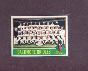 1976 TOPPS BASEBALL - #73 BALTIMORE ORIOLES TEAM NRMT - MT or better - Bild 1 von 1