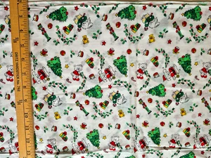 OLD TIME CHRISTMAS HOLIDAY PRINT 100% COTTON FABRIC 24X45 INCHES REMNANT - Picture 1 of 2