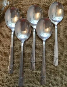 5 Caprice Pattern (Silverplate 1937) Nobility Plate by ONEIDA SILVER Soup Spoons - Picture 1 of 4