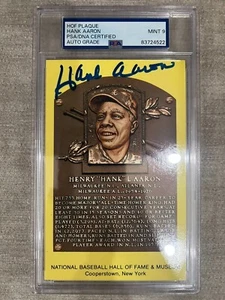 Hank Aaron - Signed - 1964 HOF Yellow - Postcard - Plaque - PSA 9 - JSA - Auto - Picture 1 of 2