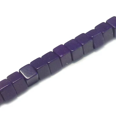 Howlith Perlen Würfel 4 mm dunkel lila ca. 95 Stück nenad-design E146 - Bild 1 von 4