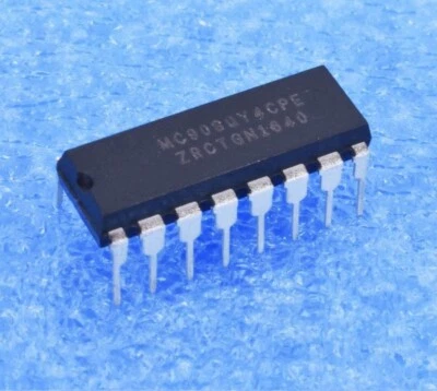 MICROCHIP MC908QY4CPE Circuito integrato 16 pin Microcontroller -Posta1-