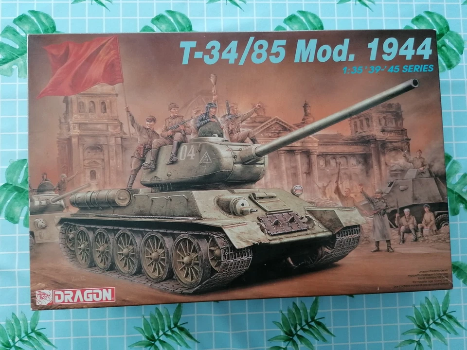 DRAGON 1/35 T-34/85 MOD. 1944 "39 - 45" SERIES ITEM N° 6066 - Immagine 1 di 4