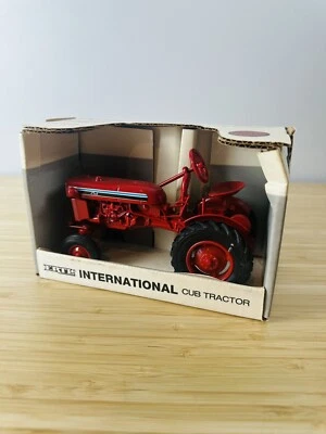 Ertl International Cub Tractor 1976-1979 Diecast 1:16 Scale Model - Image 1 of 2