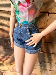BQ-AYLA – Jeansshorts zum Aufkrempeln für 12 Zoll Modepuppen - Bild 1 von 6