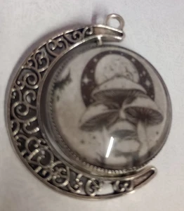 Halloween Witchcraft  2 Sided Moon Fidget Pendant -Mushrooms/Forest - Picture 1 of 2