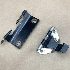 FXR SEAT LATCH PLATE  SEAT HINGE HARLEY-DAVIDSON - Bild 1 von 9