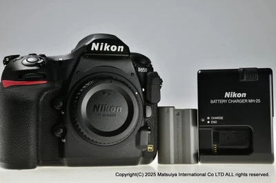 Near MINT NIKON D850 45.7MP Digital Camera Body - Bild 1 von 4