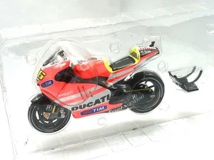 Minichamps 1/12 Ducati Desmosedici Gp11.1#46 Motogp 2011 V. Rossi - Imagen 1 de 4
