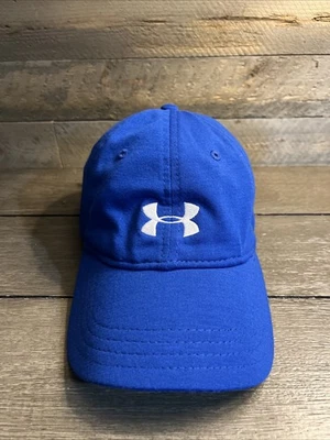 Gorra Under Armour de secado rápido ajustable con correa para correr papá Foto 1 de 4