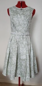 BNWT NEW REVIEW Vintage Rose Green & Ivory S10 Dress w Belt RRP279.95 Free Post - Picture 1 of 14