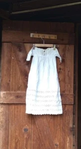 Antique Handmade Linen Baby's Christening Gown Border Anglaise & Lace / CF12 - Picture 1 of 7