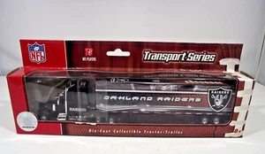 Upper Deck 2008 NFL 1/80 Scale Die Cast Peterbilt Semi Truck Oakland Raiders - Picture 1 of 7