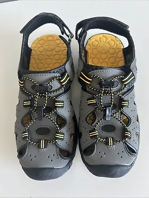 Khombu Sandals Boys Size 4 Gray Yellow Terrain Hiking Water Sports Kids Youth - Image 1 of 4