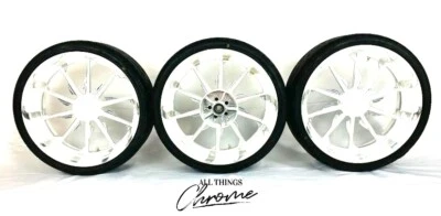 18" WHITE CONTRAST CUT TORNADO WHEELS (3) 10-11 CAN-AM SPYDER ROADSTER RT-S Foto 1 de 4