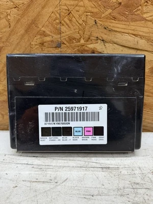 Módulo de control de carrocería V57 25971917 Chevy 2008 2009 2010 Silverado GMC Sierra Tahoe Foto 1 de 3