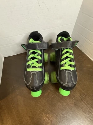 Roller Derby Blazer Roller Skates Black Green Boys Size 4 - Image 1 of 4